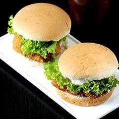 A picture of Chicken burger.
