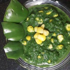A picture of Palak corn sabzi.