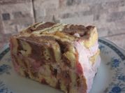 Una foto de pionono con helado