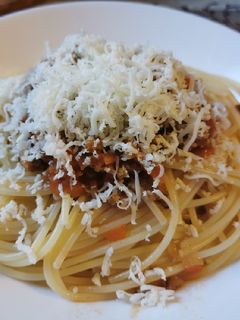 Házi bolognai spagetti 🍝 recept fotója