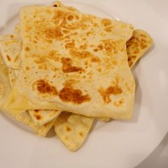 A picture of Roti Canai.