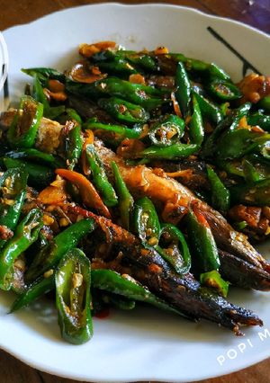 Foto resep Ikan keranjang mandi cabe hijau