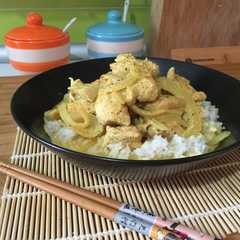 Foto principal de Pollo al curry tailandes