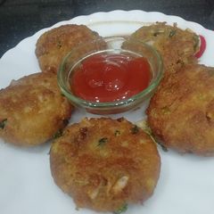 A picture of Potato Semolina Cutlets.