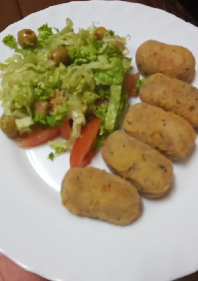 Una foto de Croquetas de cogollos de Tudela, zanahoria y remolacha