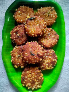 சாகோ வடை செய்முறை முக்கிய புகைப்படம்