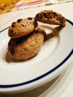 Gluténmentes Amerikai csokis keksz recept fotója