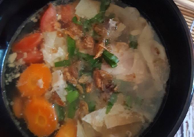 Sup ayam kembang tahu