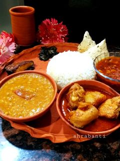 রবিবারের লাল মাংসের ঝোল (lal mangsher jhol recipe In Bengali) রেসিপির প্রধান ছবি