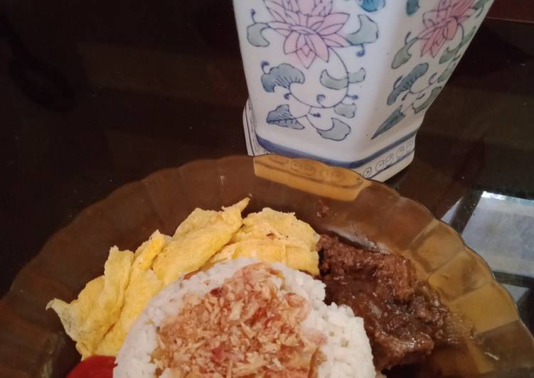 Langkah Mudah untuk Menyiapkan Nasi uduk rice cooker yang Menggugah Selera