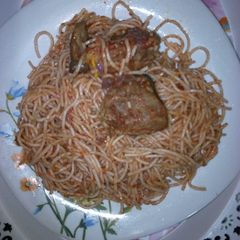 A picture of Jollof spaghetti.