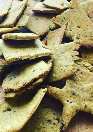 Una foto de Galletitas de garbanzo para una picada saludable
