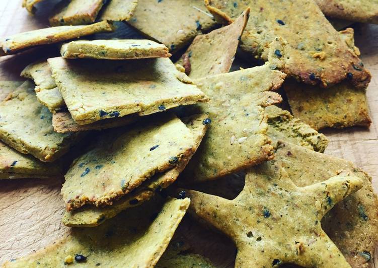Galletitas de garbanzo para una picada saludable
