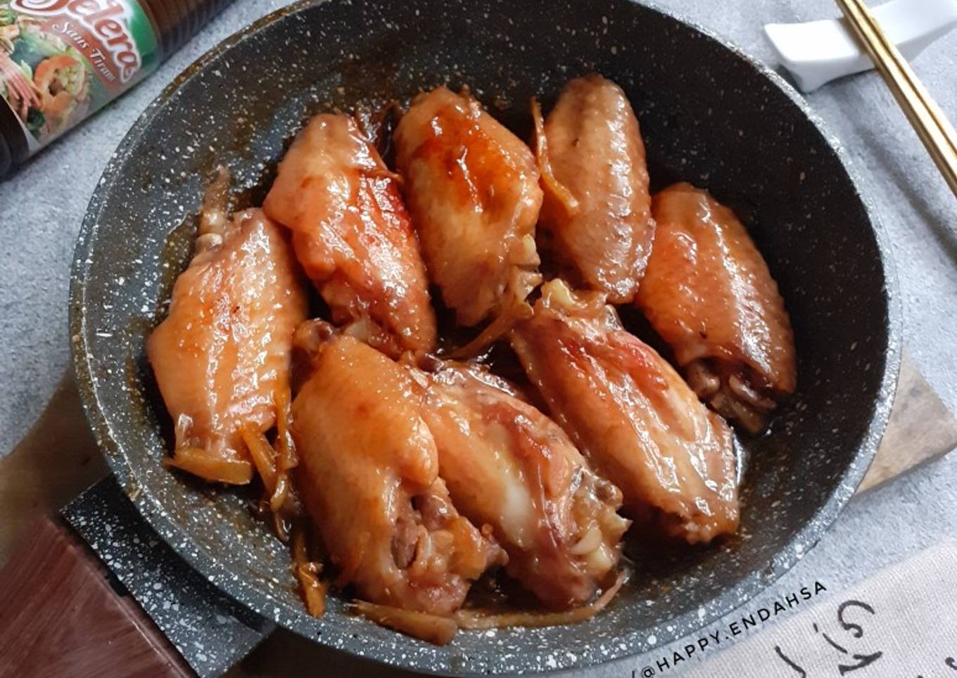 Sayap Ayam Saus Tiram (Tiga Bahan)