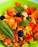 Insalata d’orzo perlato con verdure e olive