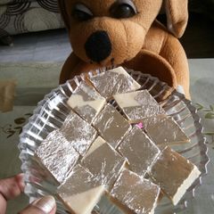 A picture of Kaju katli.