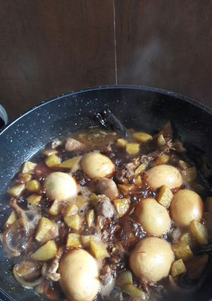 Foto resep Semur telur dan kentang