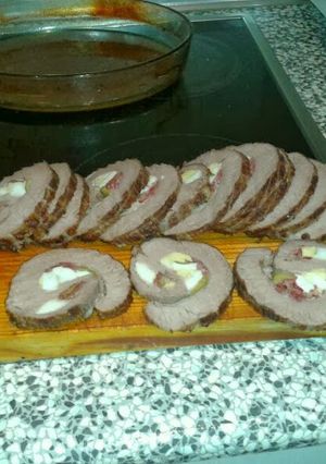 Una foto de Aleta de ternera rellena