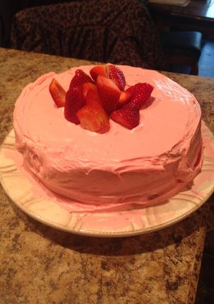 A picture of Strawberry Cake.