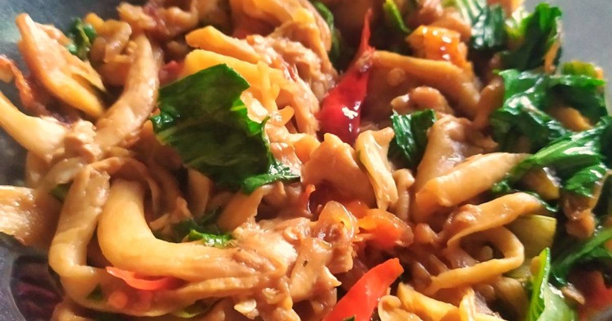 Resep Tumis jamur tiram suwir pedas oleh Saluna Mahira Cookpad