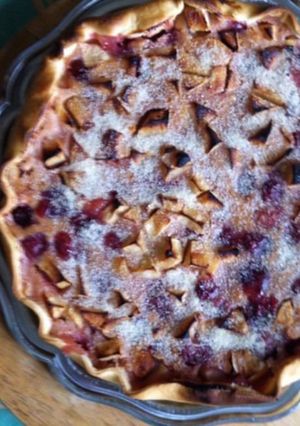 Une photo de Tarte pommes cerises et vanille