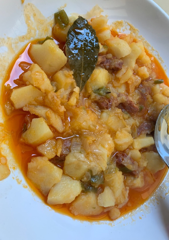 Una foto de Patatas con chorizo