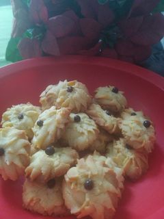 Foto resep Kue Semprit Kembang Dahlia