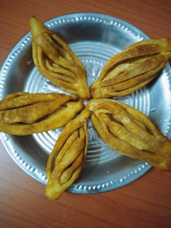 கறிலா (Karila recipe in tamil) செய்முறை முக்கிய புகைப்படம்