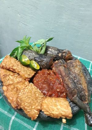 Foto resep Pecel Lele + Tempe Goreng