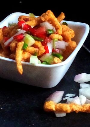 চটপটা কুরকরে (chatpata kukure recipe in bengali) রেসিপির প্রধান ছবি