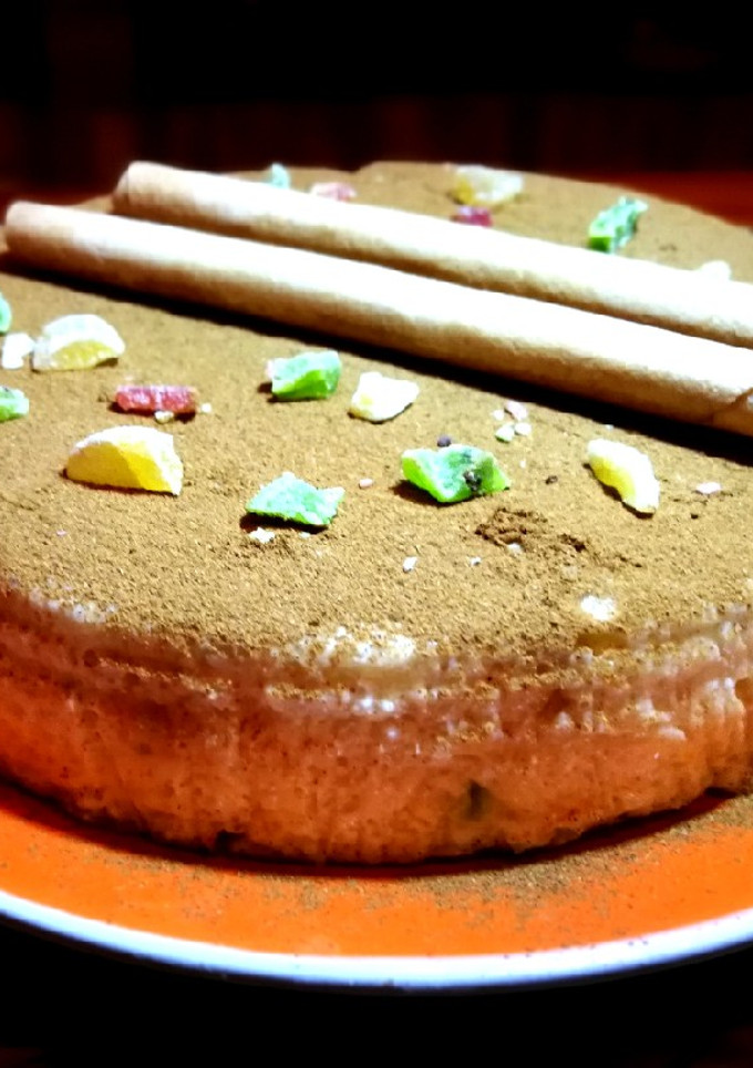 Una foto de Tarta en frío con arroz y fruta escarchada