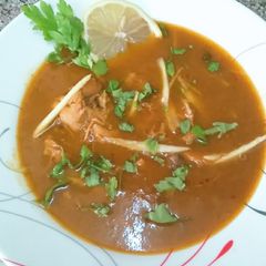 A picture of Chicken nihari.