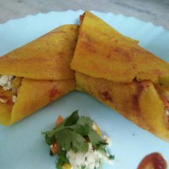 A picture of Stuffed moong dal chilla.