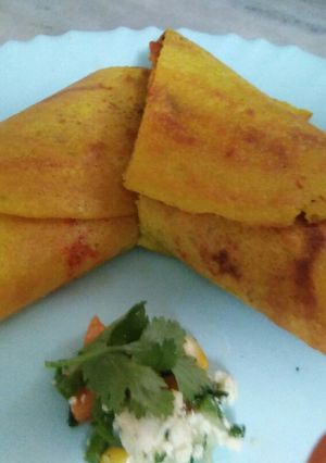 A picture of Stuffed moong dal chilla.