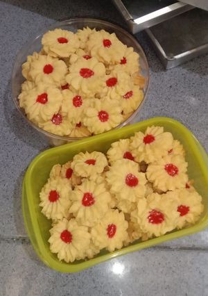 Foto resep Kue Semprit jadul.. Pas buat Lebaran. Bahan simpel di jamin Reny