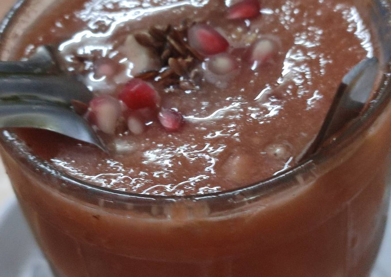 Watermelon,cucumber,anar,flaxseeds,lemon,chat masala,cooler