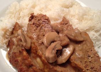 Easiest Way to Make Delicious Meatloaf with Mushroom Gravy