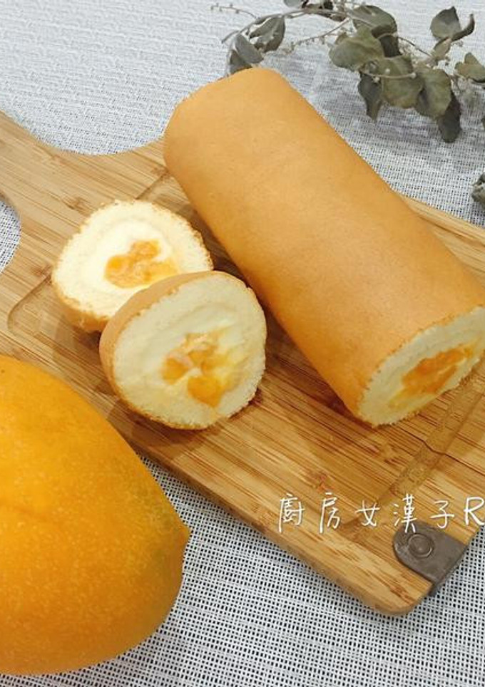 芒果馬斯卡澎戚風蛋糕 的食譜成品照片
