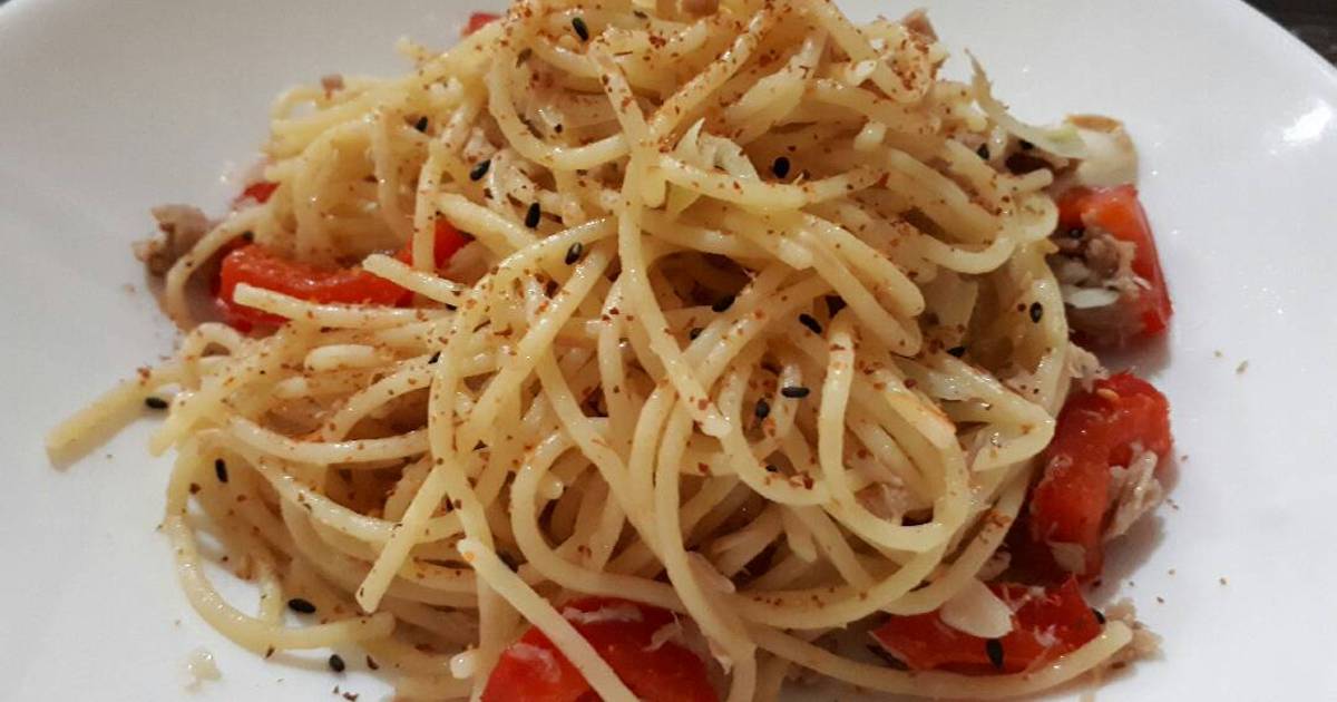 Resep Spaghetti Aglio Olio Tuna & Paprika oleh Happy Tummy Cookpad