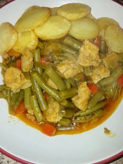 Una foto de Guiso de soja con Judías verdes (vegano)