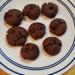A picture of Double Chocolate Chip Cookies.