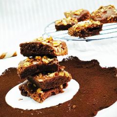 A picture of Walnut spiced brownie.