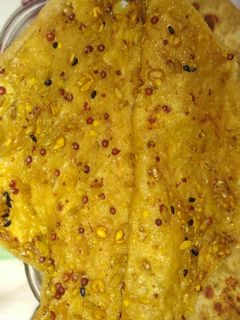 अचारी पराठा (Achari paratha recipe in Hindi) रेसिपी मुख्य फोटो
