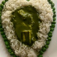 A picture of Palak paneer.
