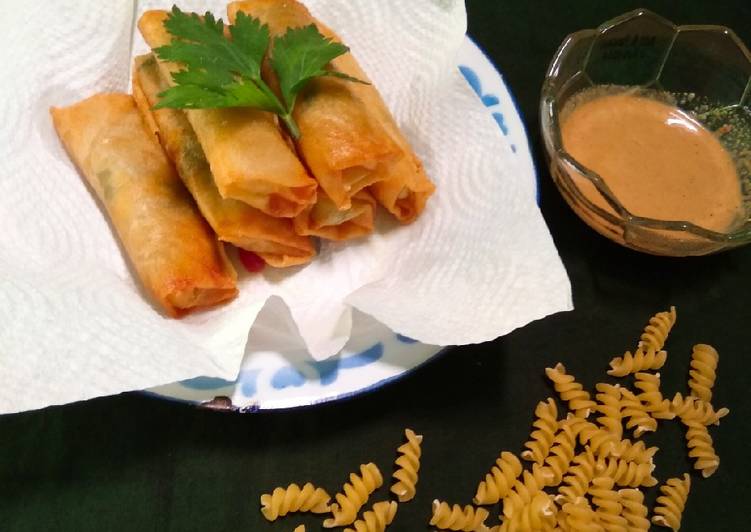 Lumpia isi makaroni