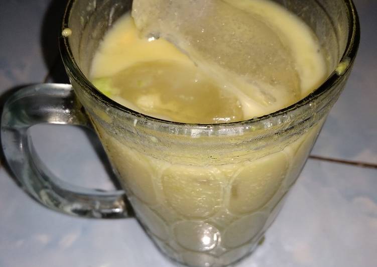 Resep Alpukat juice (no blender) Anti Gagal