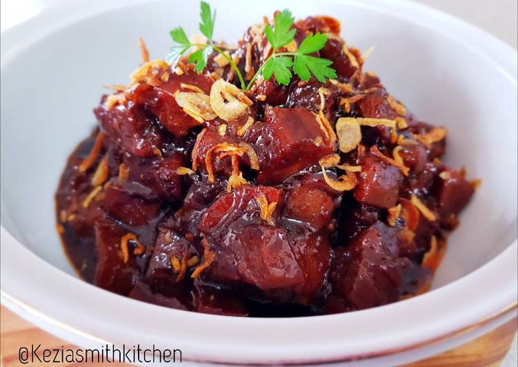 How to Make the Best SEMUR LIDAH SAPI (Ox Tongue in Soy Sauce Gravy)
