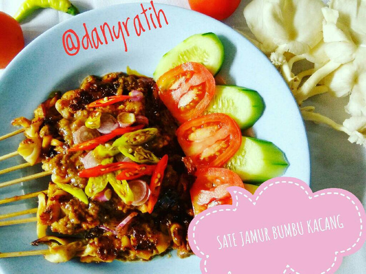 Langkah Mudah untuk Menyiapkan Sate jamur bumbu kacang Anti Gagal