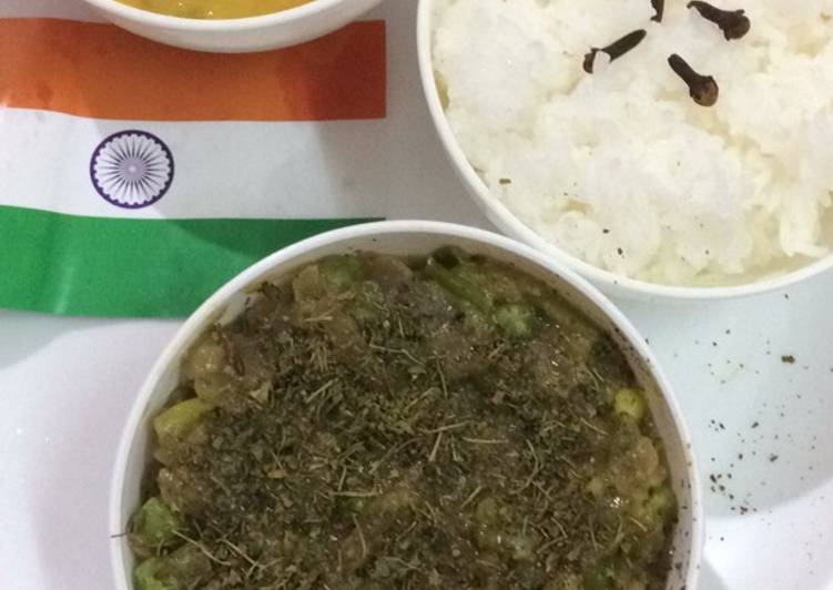 Steps to Prepare Favorite Tricolor platter