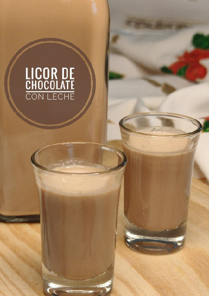 Una foto de Licor de chocolate con leche (con Thermomix)